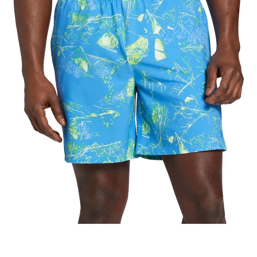 NWT Men’s M North Face Wander Board-Shorts